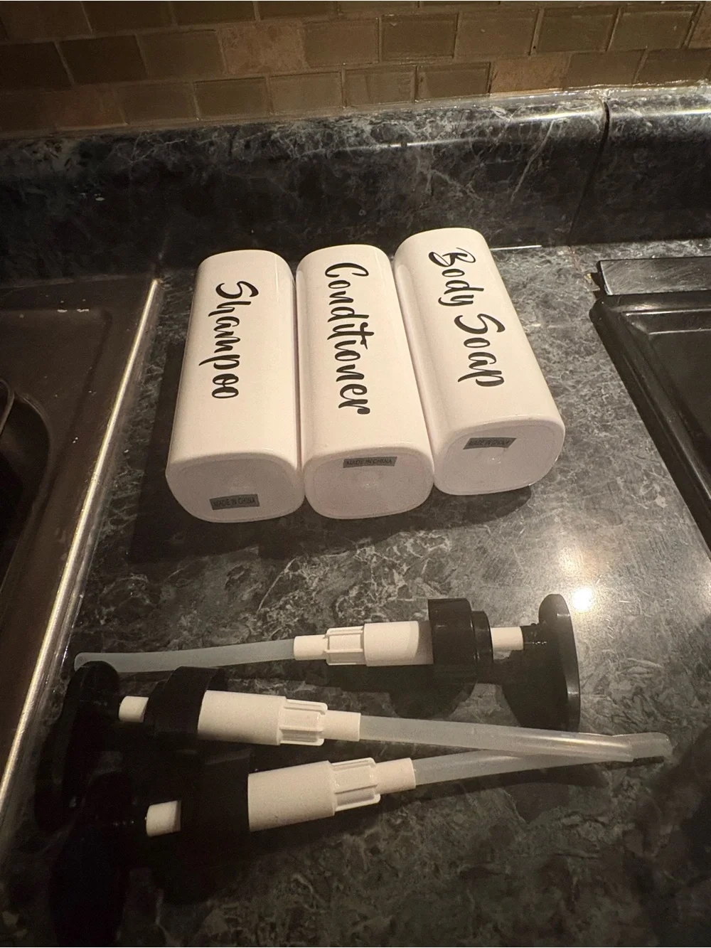 White Pump Bottle Set for Shampoo, Conditioner, Body Soap